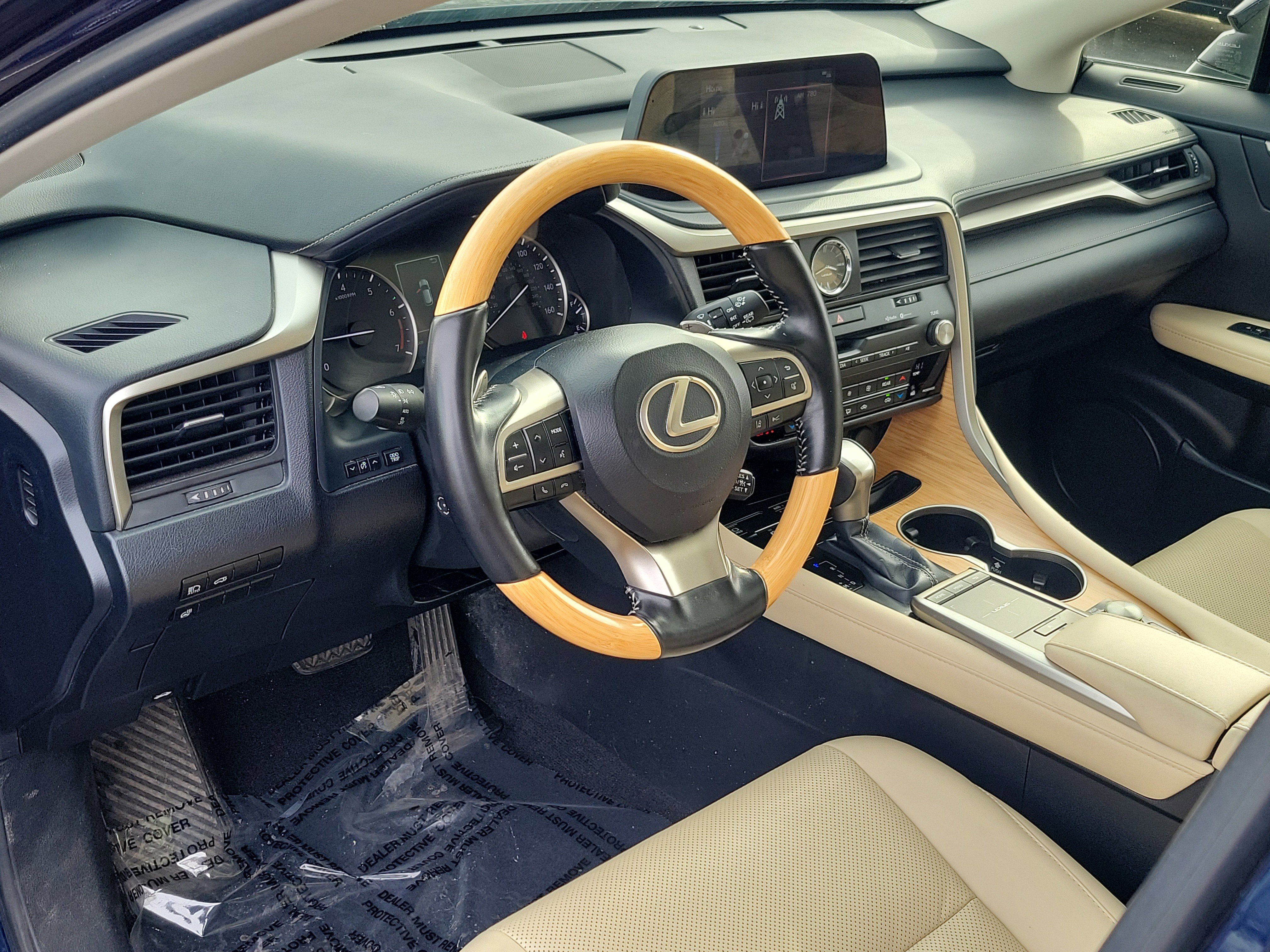 Used 2021 Lexus RX 350L 350L w/ Premium Package image 21