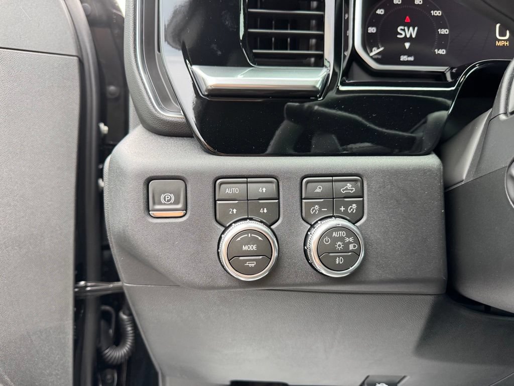 New 2026 GMC Sierra 1500 SLT w/ SLT Premium Plus Package AWD/4WD image 14
