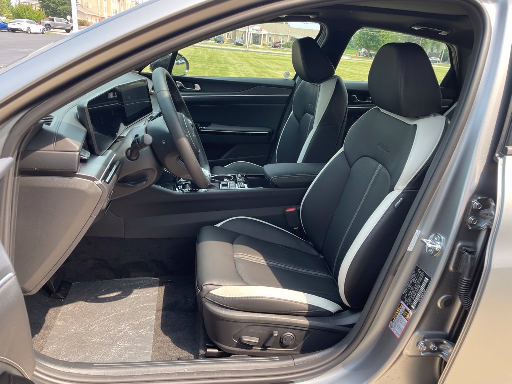 New 2026 Kia K5 GT-Line w/ GT-Line Premium Package AWD/4WD image 8