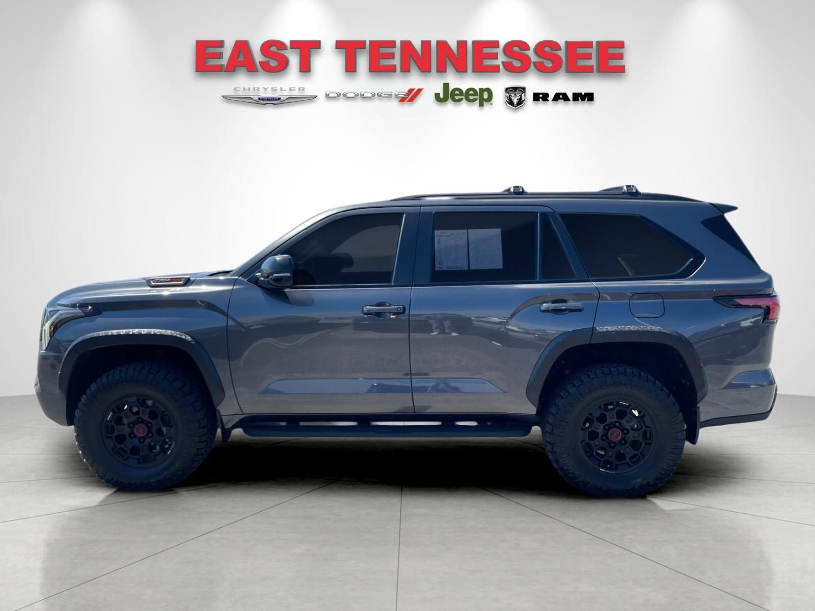 Used 2024 Toyota Sequoia TRD Pro AWD/4WD image 6