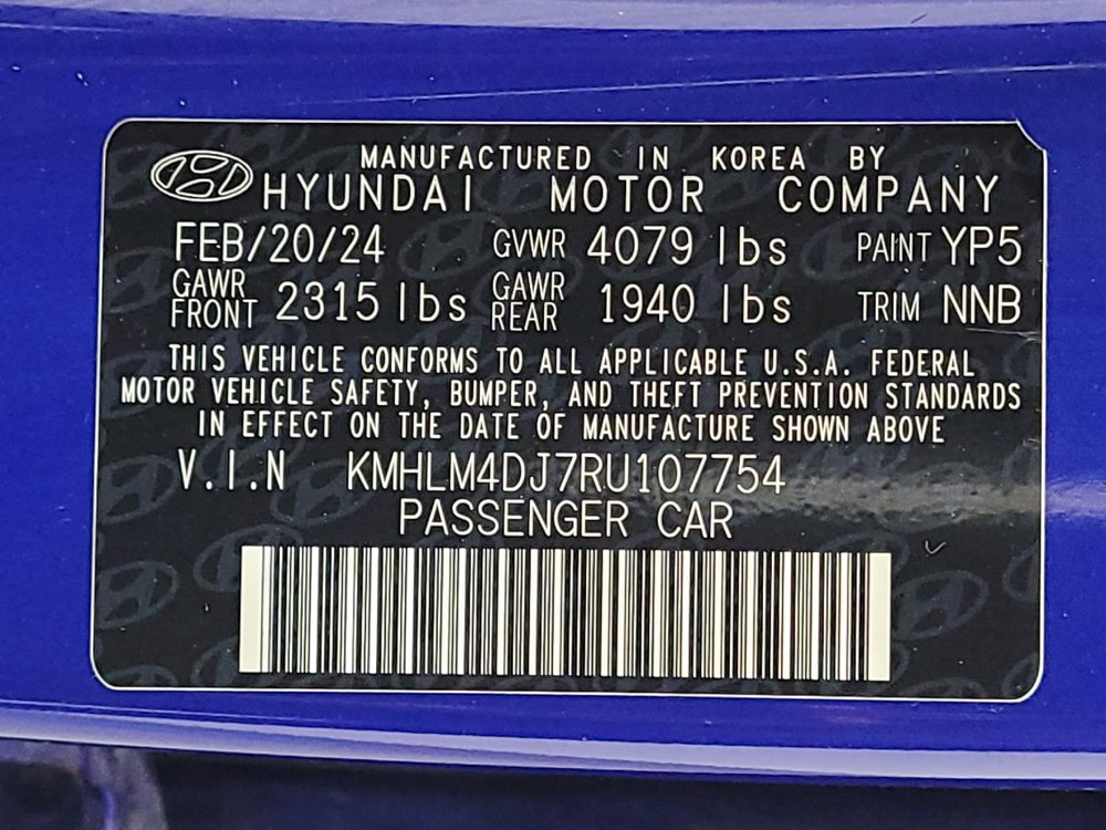 Used 2024 Hyundai Elantra Blue FWD image 33