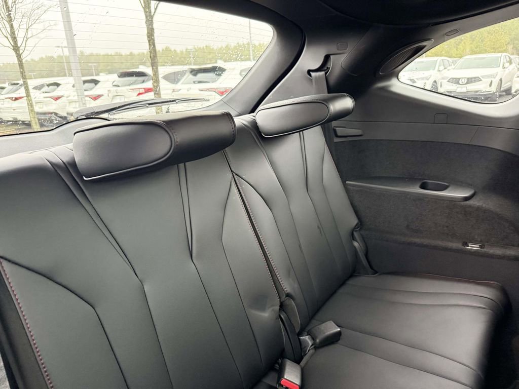 Used 2025 Acura MDX A-Spec image 17