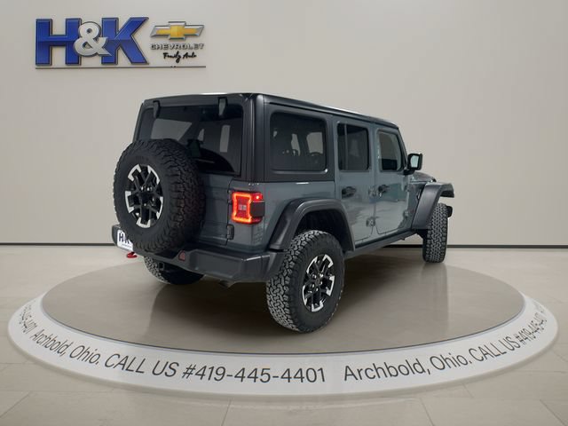 Used 2025 Jeep Wrangler Unlimited Rubicon AWD/4WD image 6