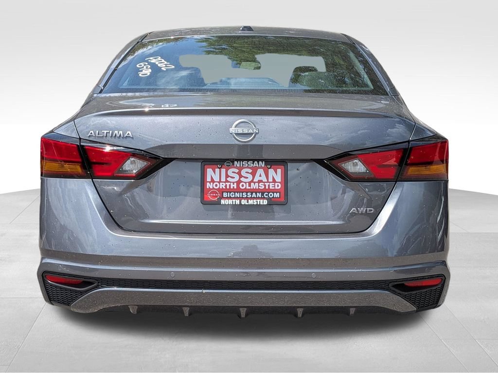 New 2026 Nissan Altima 2.5 SV AWD/4WD image 11