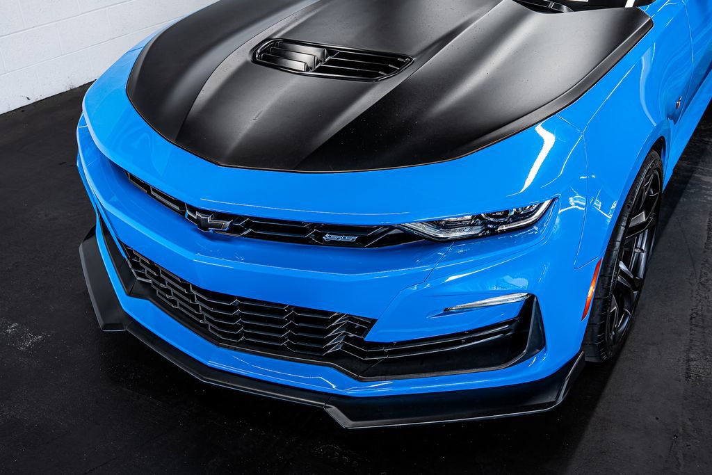 Used 2022 Chevrolet Camaro SS RWD image 11