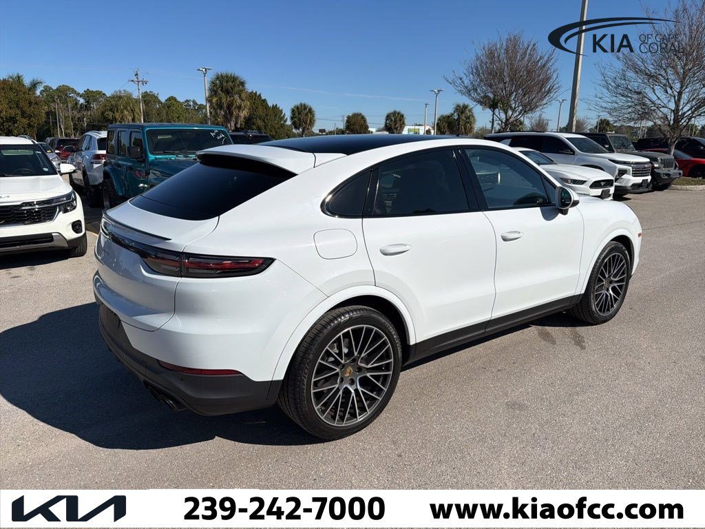 Used 2020 Porsche Cayenne image 6