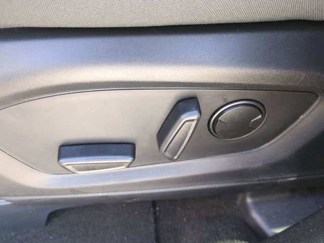 Used 2025 Ford Explorer Active image 22