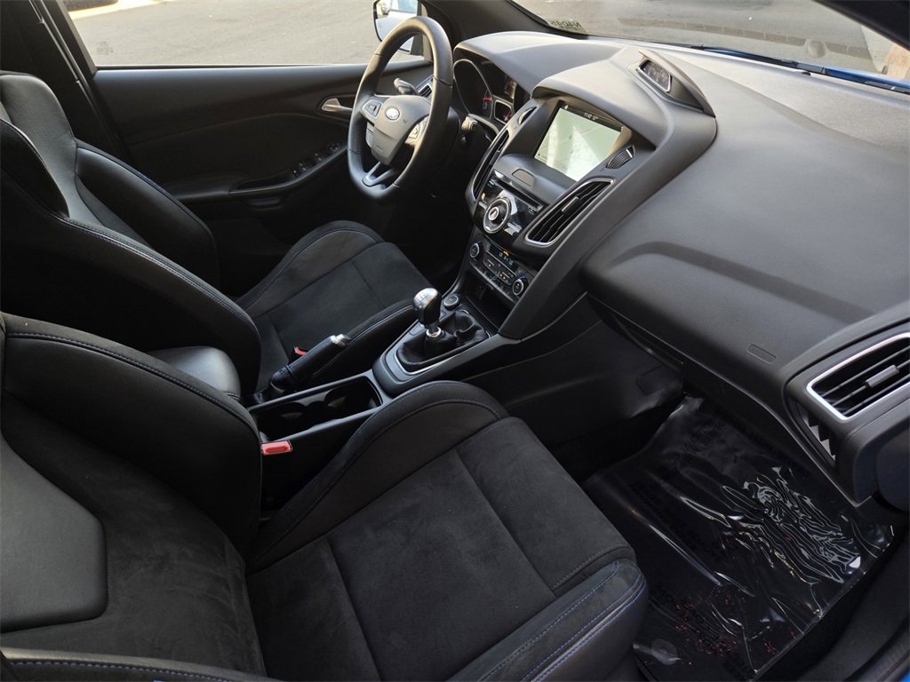 Used 2017 Ford Focus RS image 24