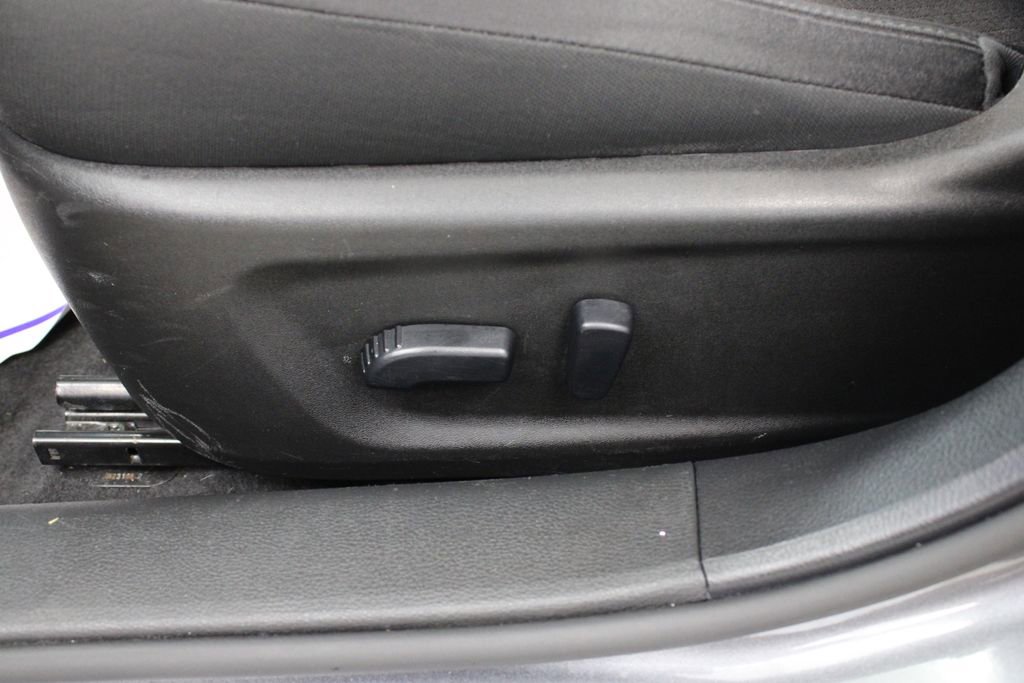 Used 2024 Nissan Altima 2.5 SV image 17