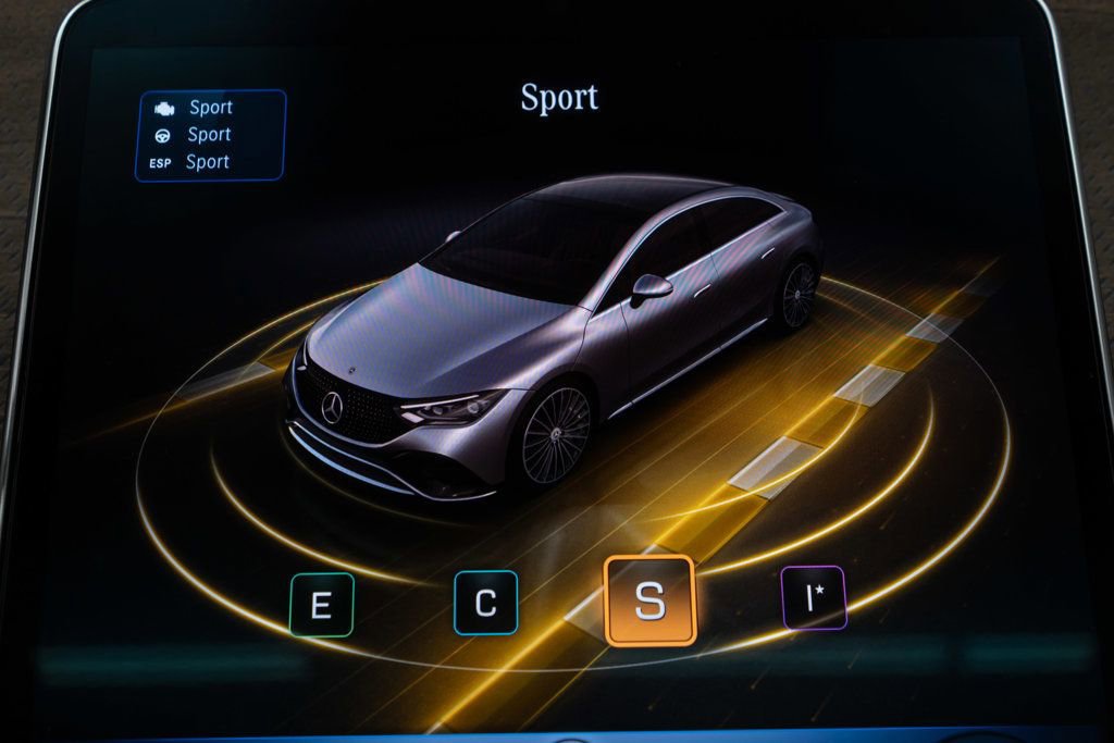 Used 2024 Mercedes-Benz EQE 350+ Sedan w/ AMG Line Exterior Package image 28