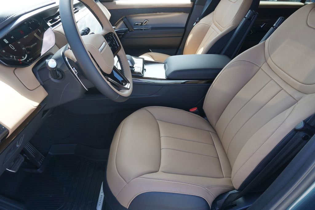 New 2025 Land Rover Range Rover Sport Dynamic SE image 19