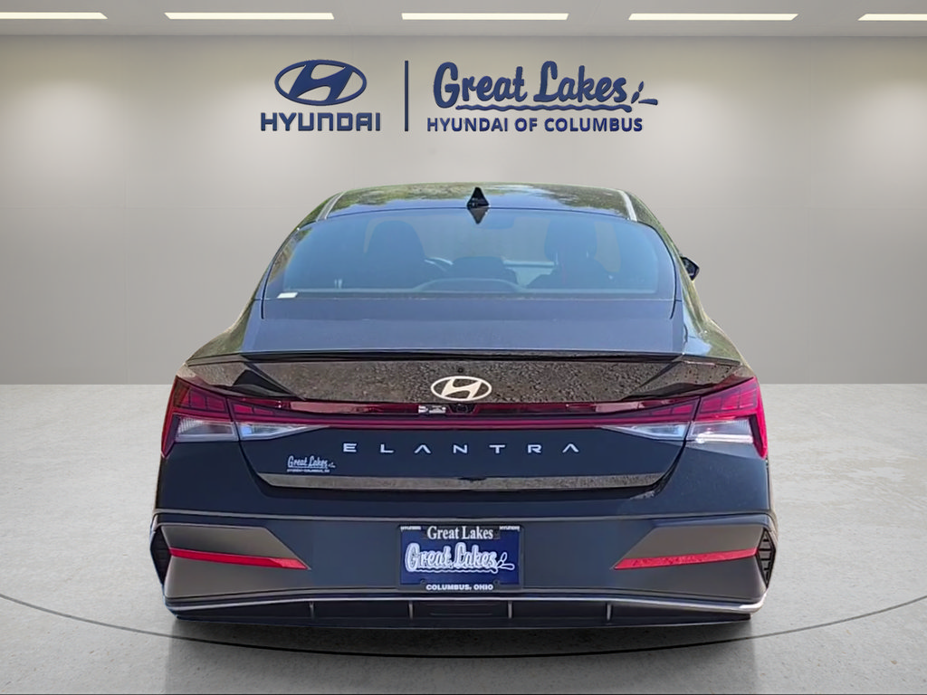 New 2026 Hyundai Elantra SEL Sport Premium FWD image 4