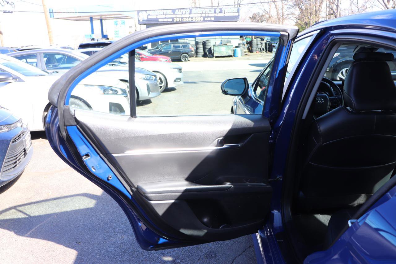 Used 2024 Toyota Camry SE image 22