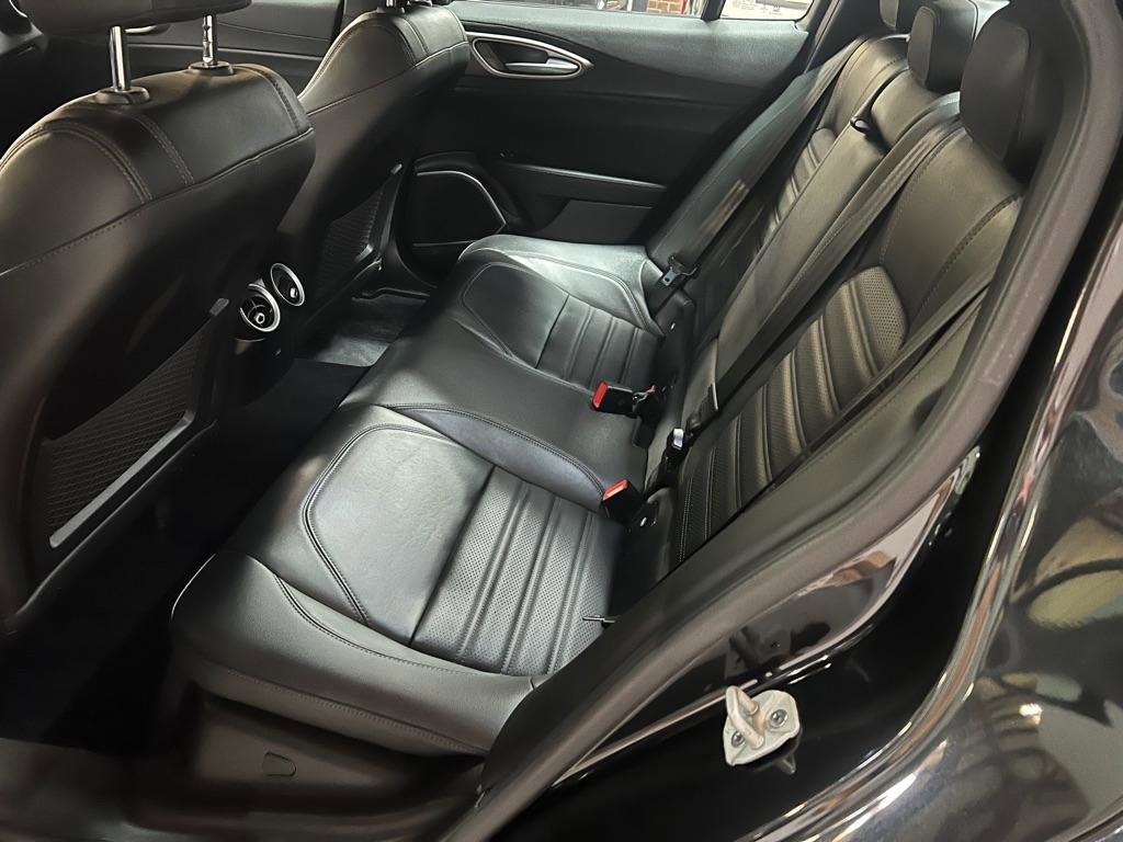 Used 2021 Alfa Romeo Giulia Ti Sport image 17