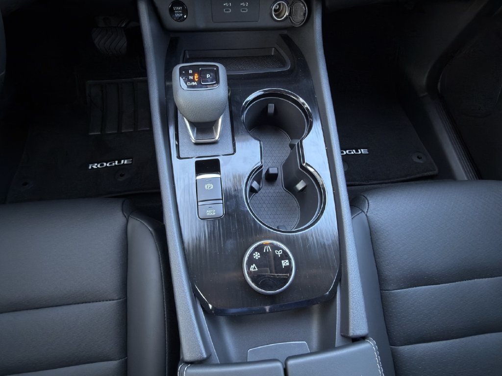 New 2026 Nissan Rogue Dark Armor AWD/4WD image 16
