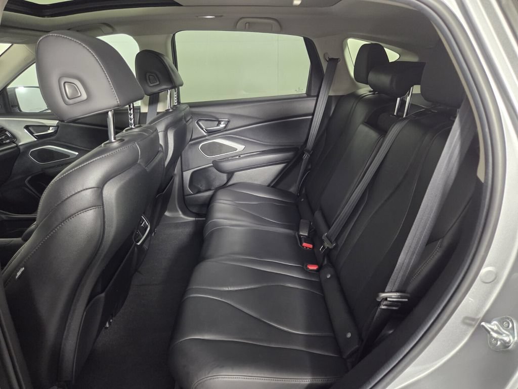 Used 2024 Acura RDX SH-AWD image 23