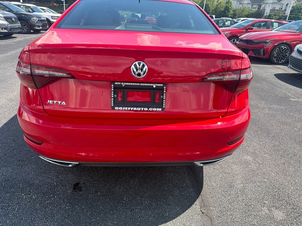 Used 2019 Volkswagen Jetta R-Line w/ R-Line Cold Weather Package FWD image 10