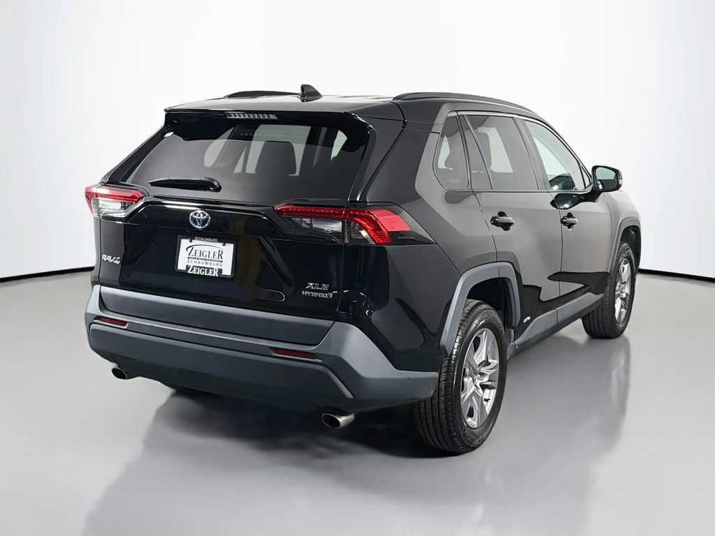 Used 2023 Toyota RAV4 XLE w/ Convenience Package AWD/4WD image 7