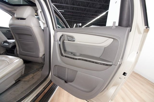 Used 2014 Chevrolet Traverse LTZ w/ LPO, 'HIT The Road' Package image 62