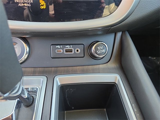 Certified 2024 Nissan Murano Platinum w/ Cargo Package image 27