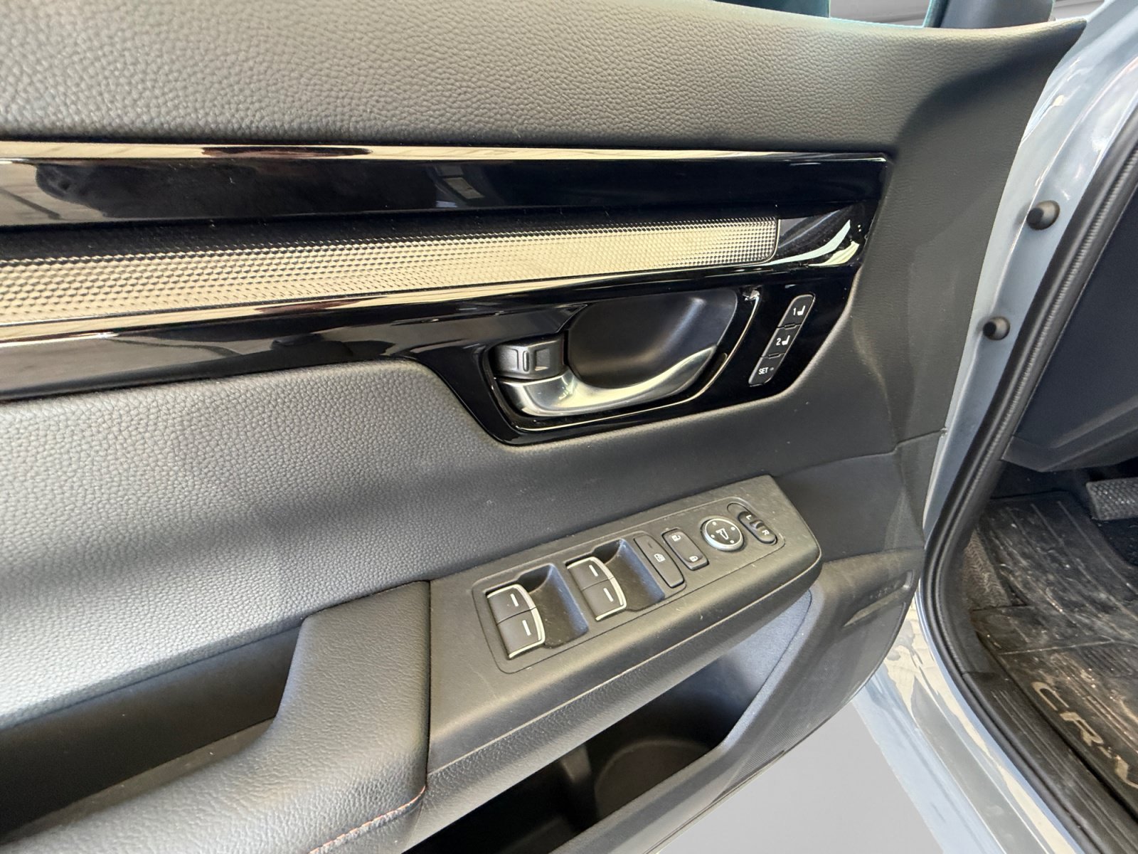 Used 2026 Honda CR-V Sport Touring image 11