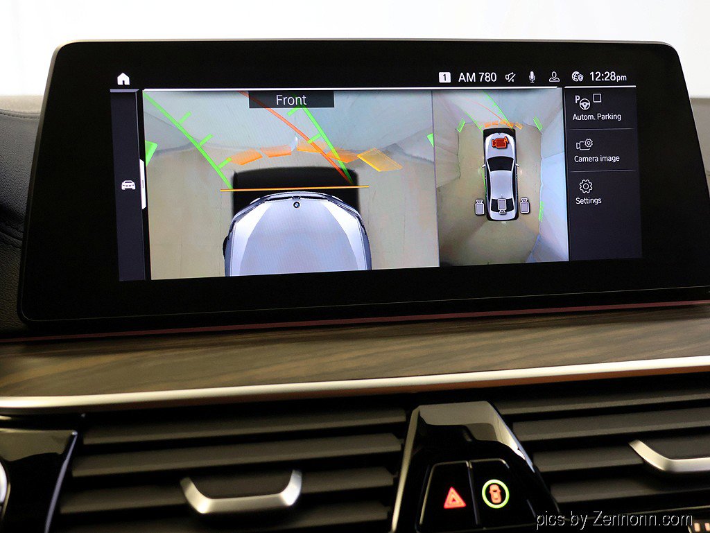 Used 2020 BMW 540i xDrive w/ Premium Package image 22