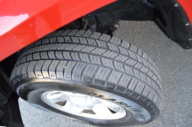 Used 2017 Toyota Tacoma 4x4 Access Cab image 35