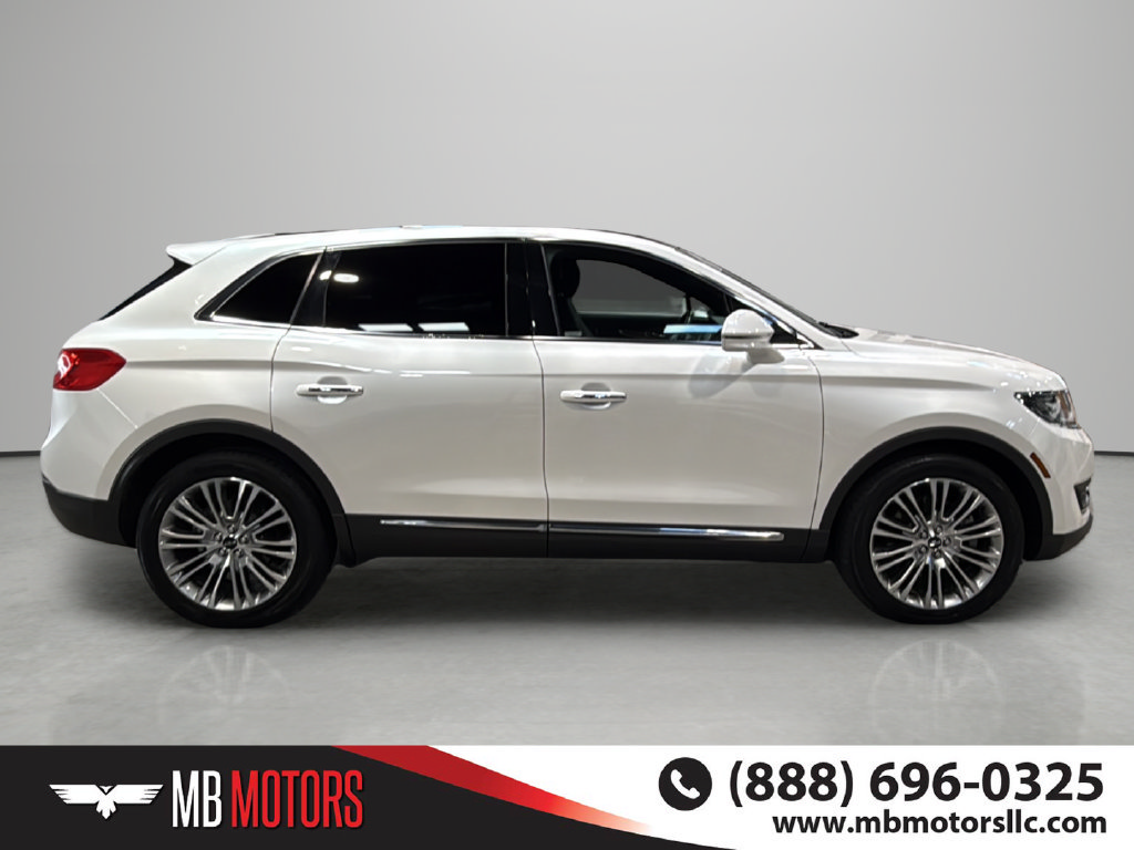 Used 2017 Lincoln MKX Reserve AWD/4WD image 5