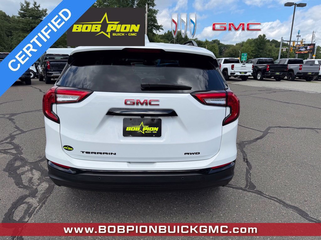 Certified 2023 GMC Terrain SLE w/ Elevation Edition AWD/4WD image 4