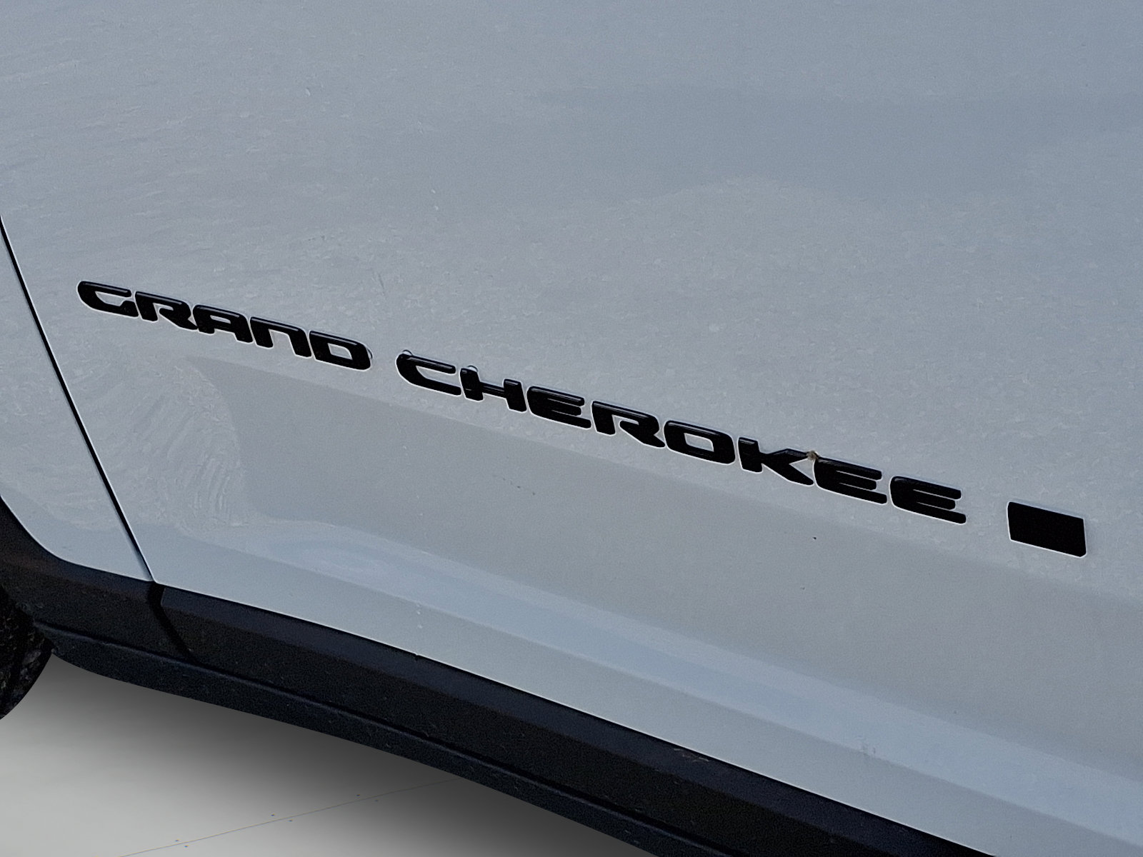 New 2025 Jeep Grand Cherokee Limited w/ Black Appearance Package AWD/4WD image 18