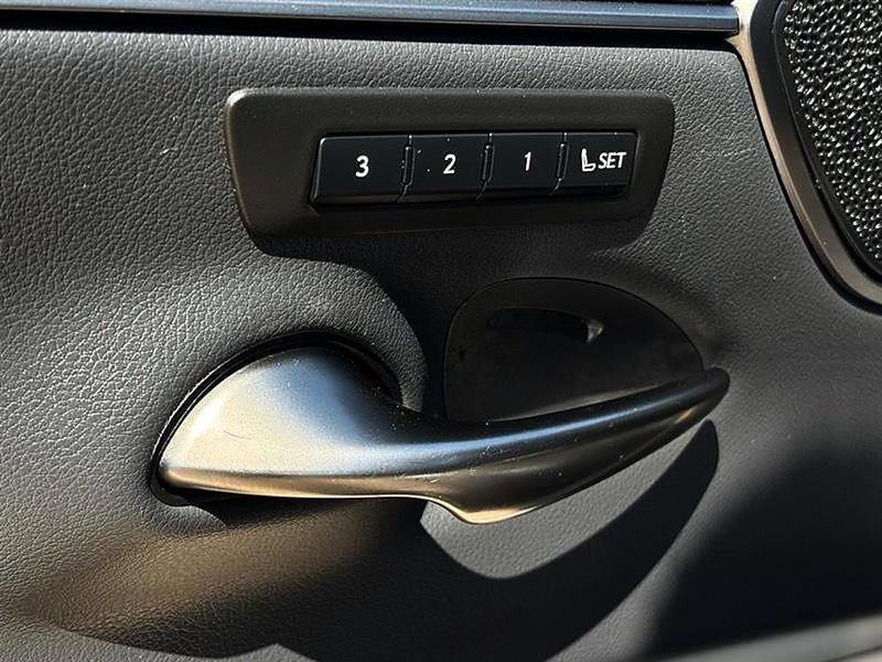 Used 2020 Lexus ES 350 w/ Accessory Package 2 FWD image 15