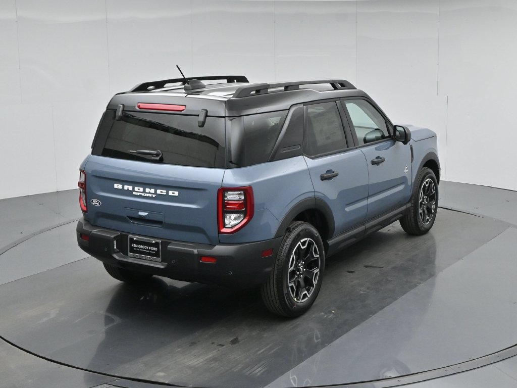 New 2026 Ford Bronco Sport Outer Banks w/ Outer Banks Tech Package+ AWD/4WD image 37