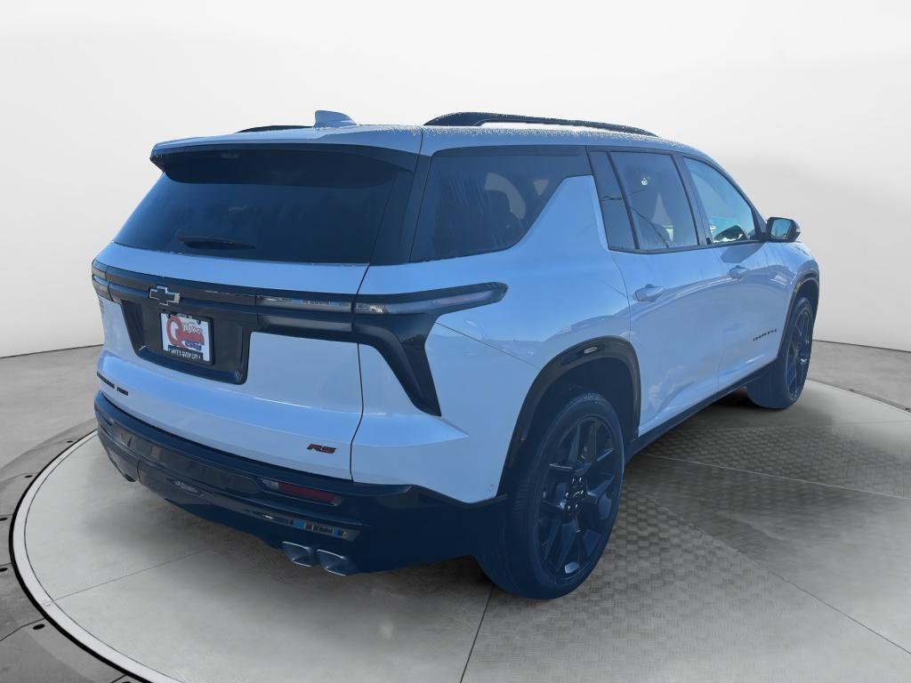 New 2026 Chevrolet Traverse RS w/ LPO, Floor Liner Package AWD/4WD image 5
