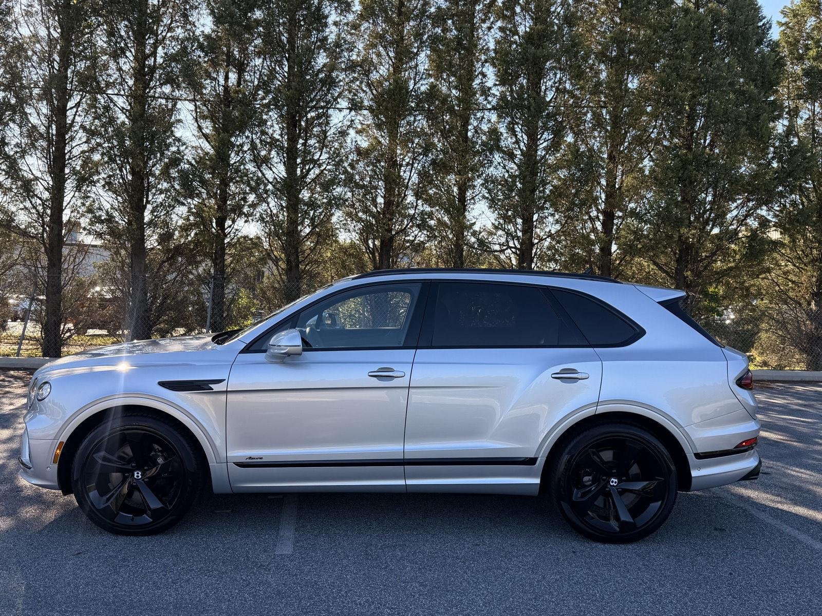 New 2027 Bentley Bentayga AWD/4WD image 15