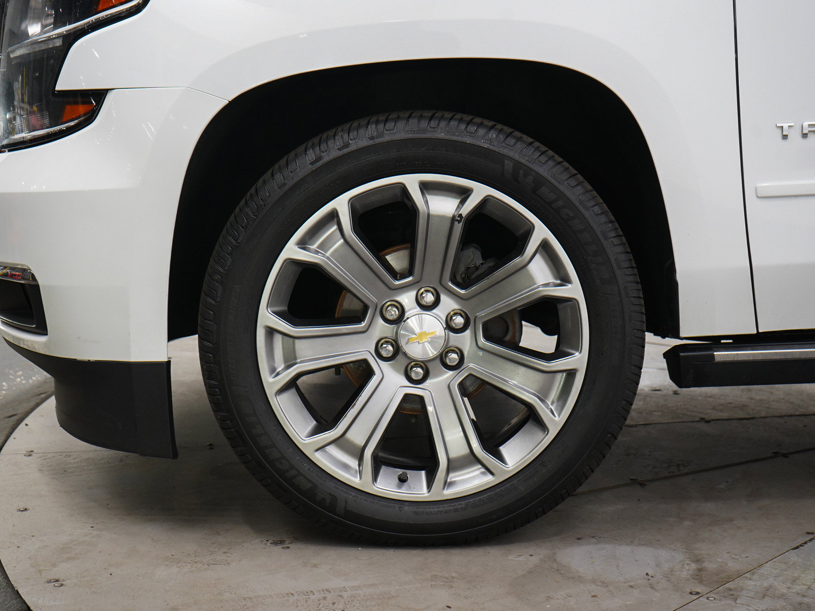 Used 2017 Chevrolet Tahoe Premier AWD/4WD image 33