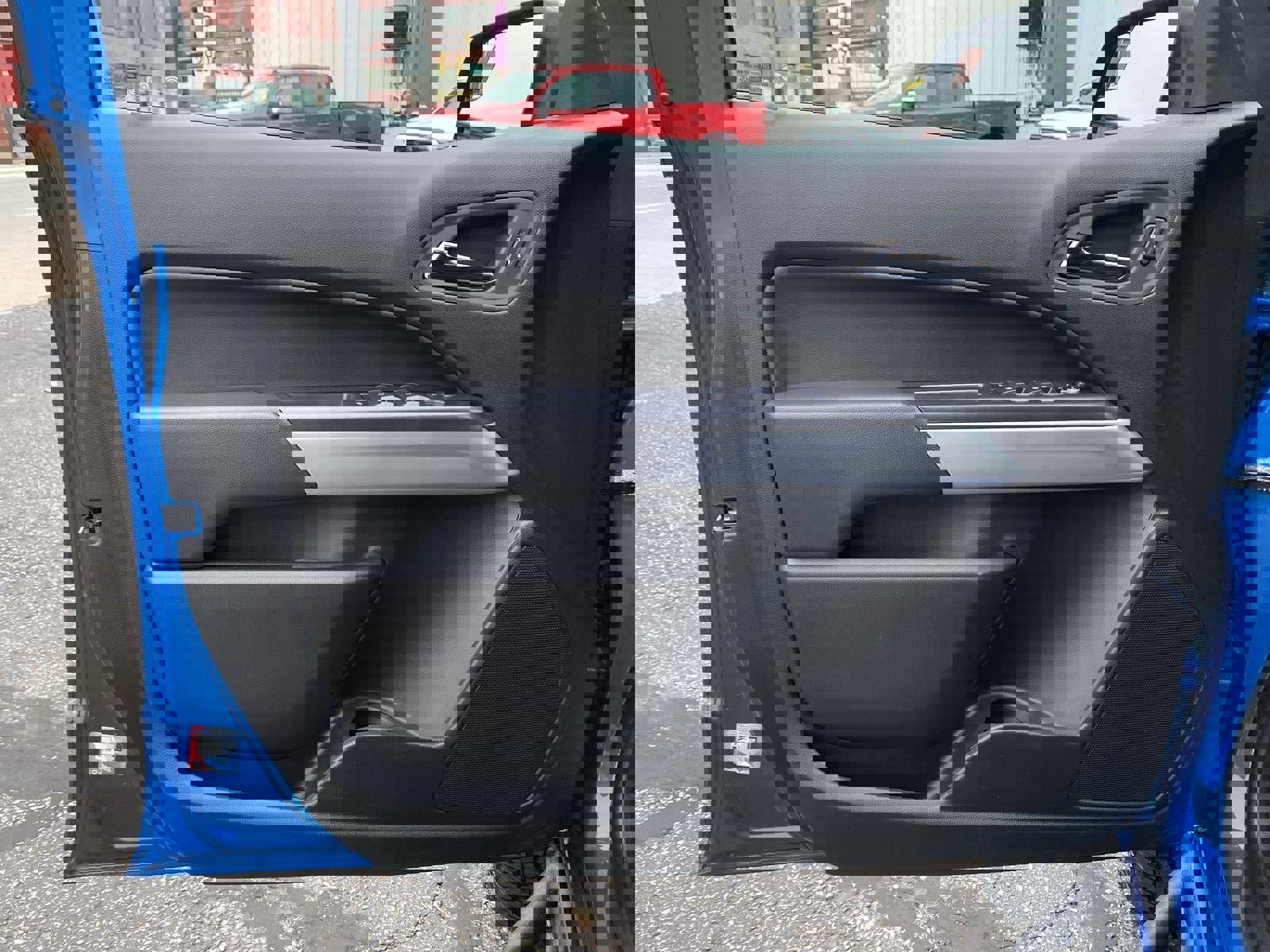 Used 2022 Chevrolet Colorado ZR2 w/ LPO, Door Decal Package image 12