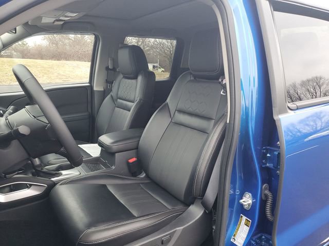 Used 2025 Nissan Frontier SL image 20