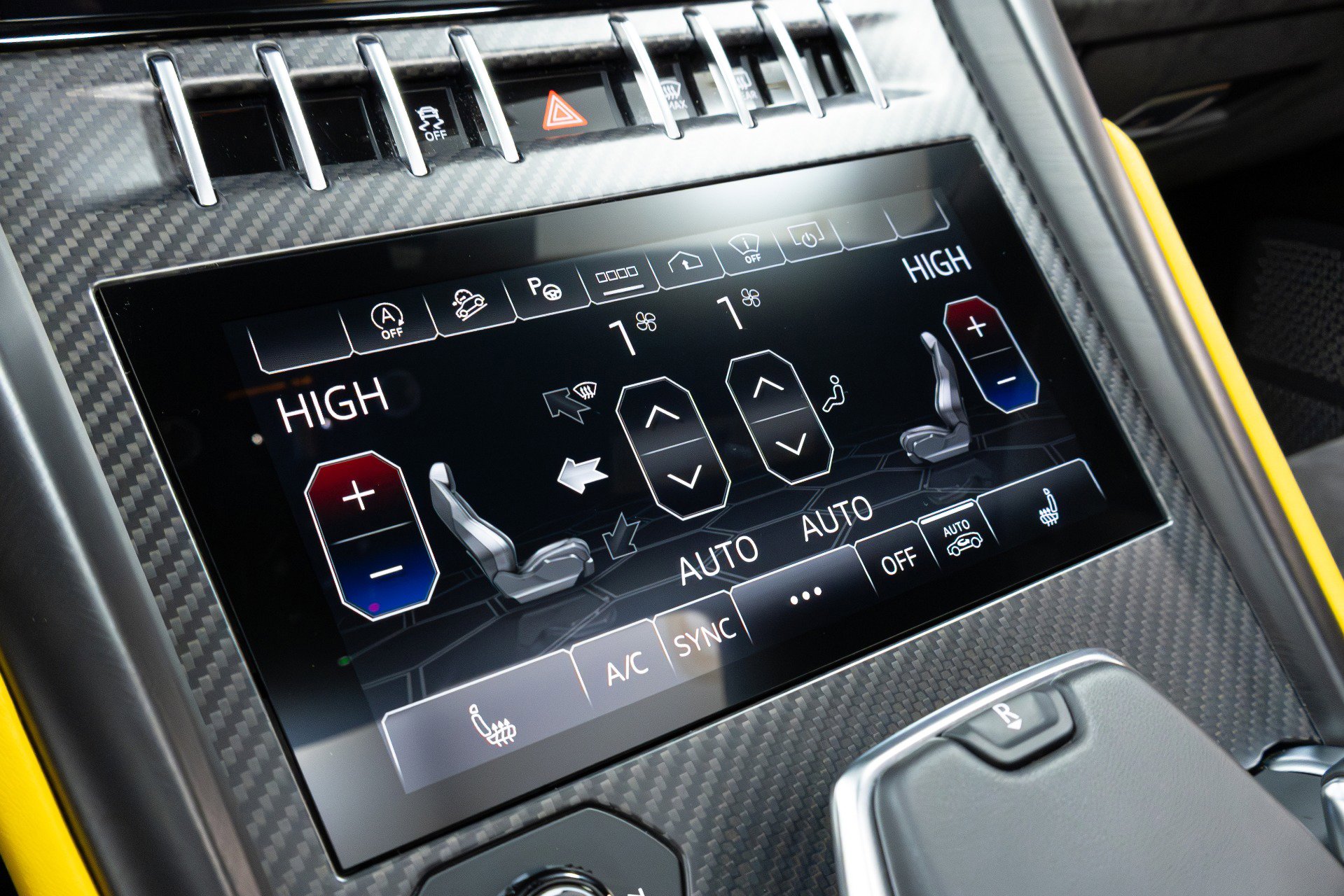 Used 2022 Lamborghini Urus image 75