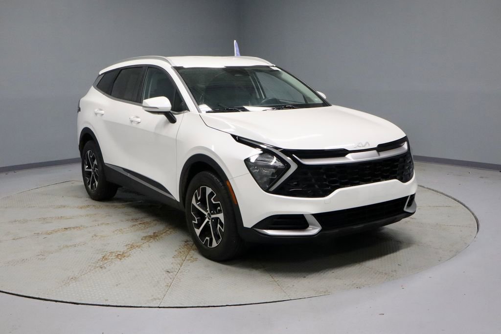 Used 2023 Kia Sportage EX AWD/4WD image 1