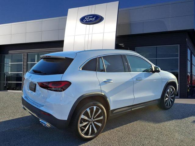 Used 2023 Mercedes-Benz GLA 250 w/ Premium Package image 2