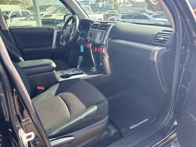 Used 2021 Toyota 4Runner Trail Special Edition AWD/4WD image 9