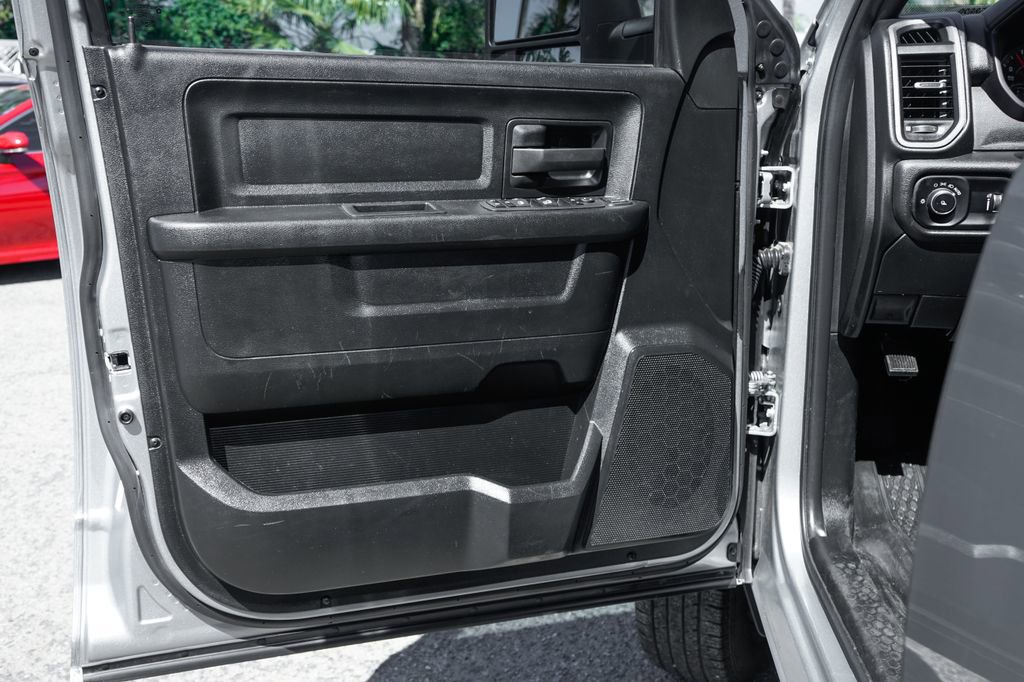 Used 2024 RAM 3500 Tradesman image 16