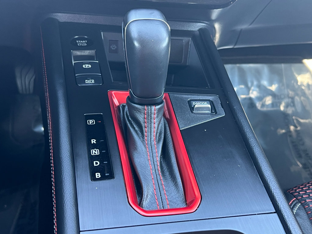 Used 2025 Nissan Kicks SR FWD image 25