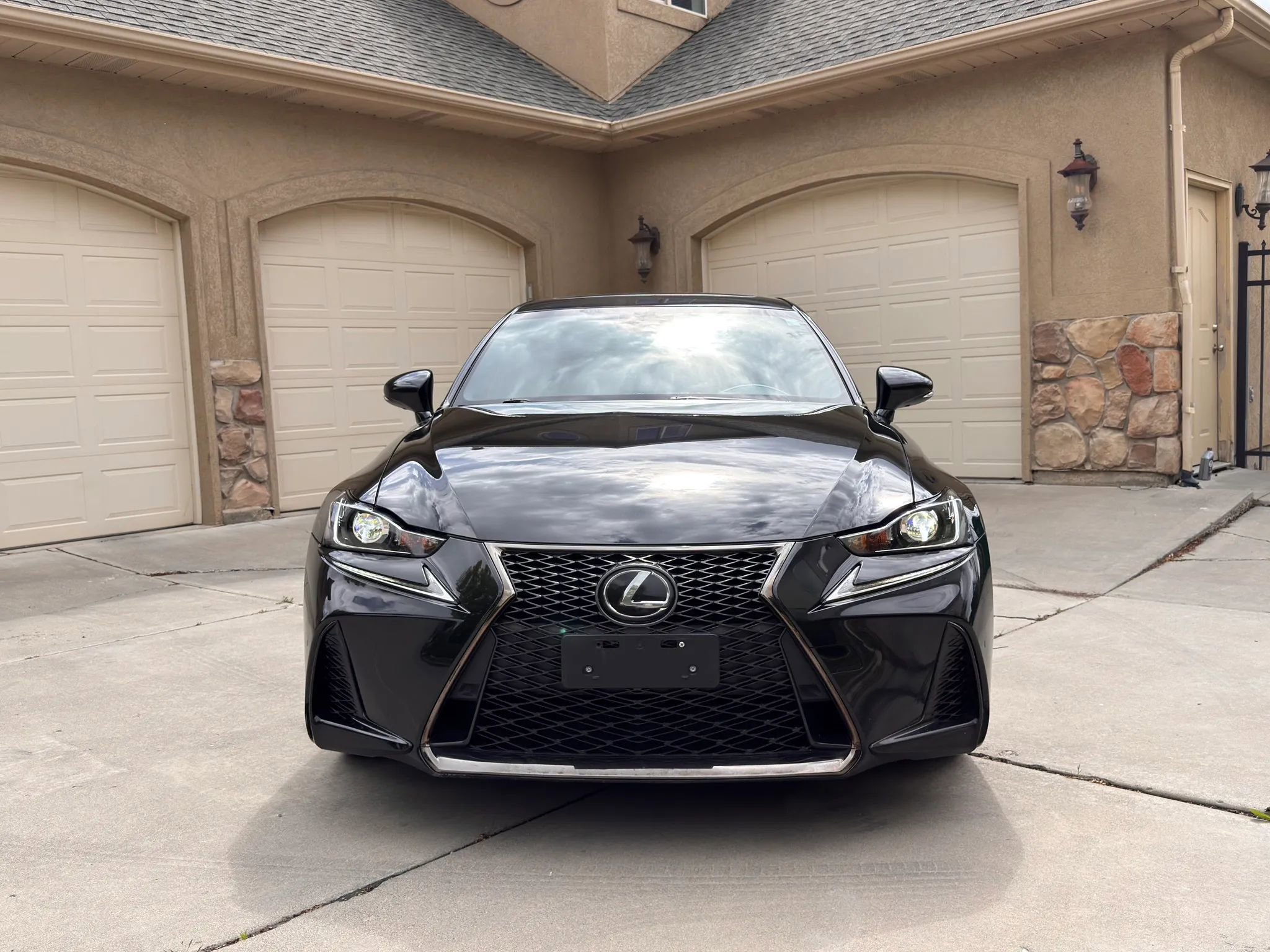 Used 2020 Lexus IS 300 F Sport AWD/4WD image 2