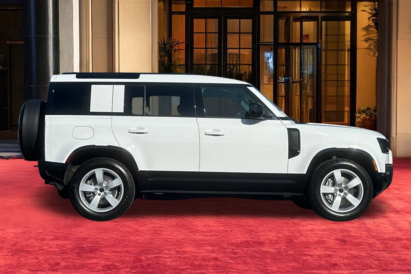 New 2026 Land Rover Defender 110 X-Dynamic SE image 9