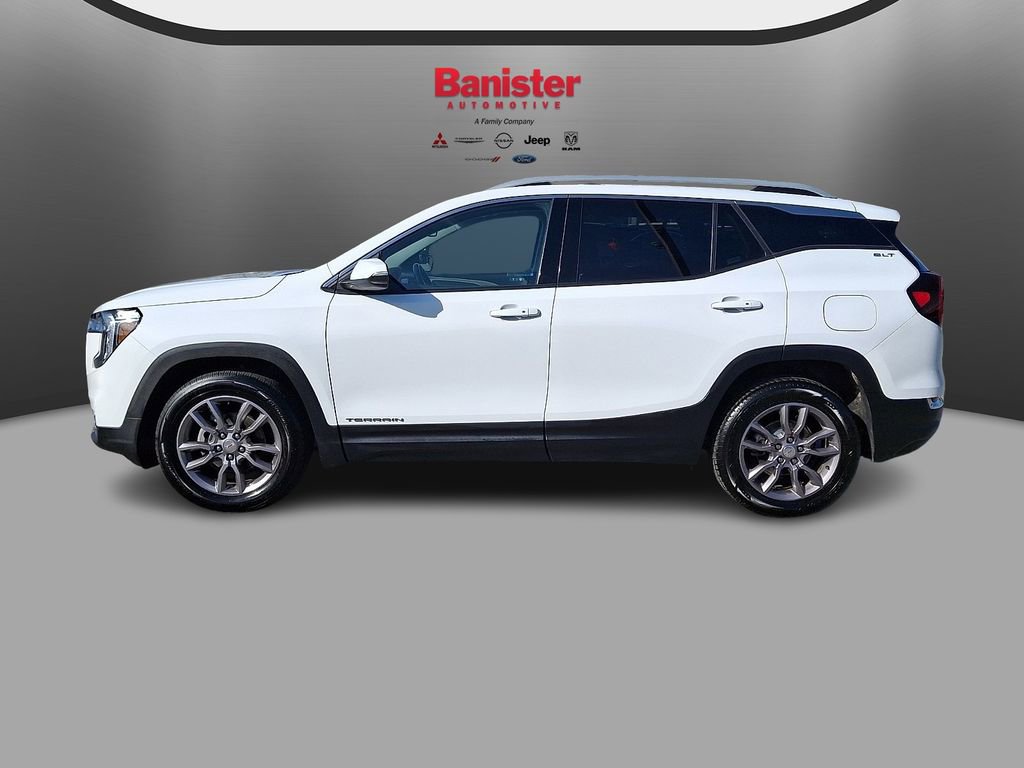 Used 2023 GMC Terrain SLT image 7