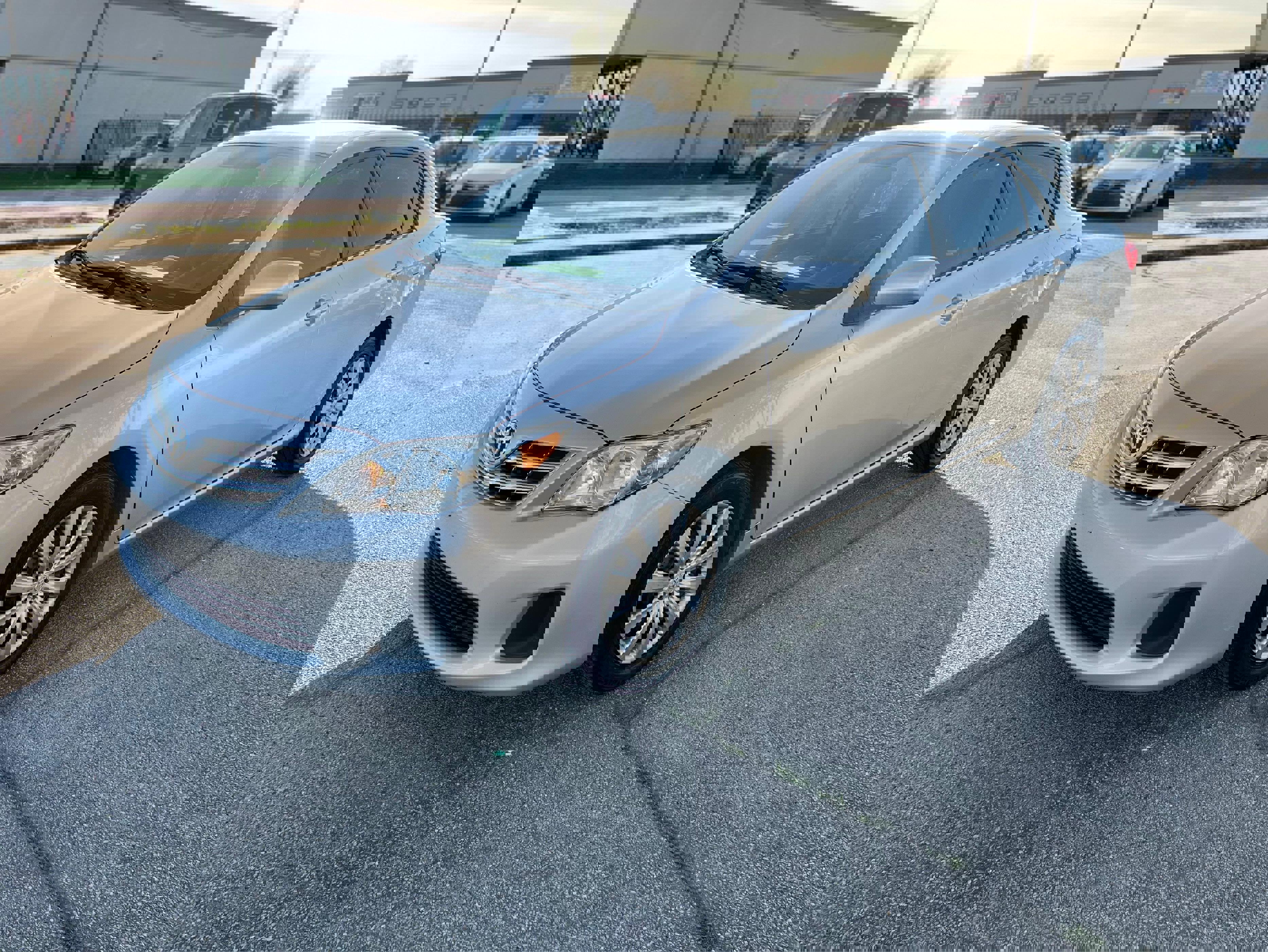 Used 2013 Toyota Corolla LE Special Edition image 4