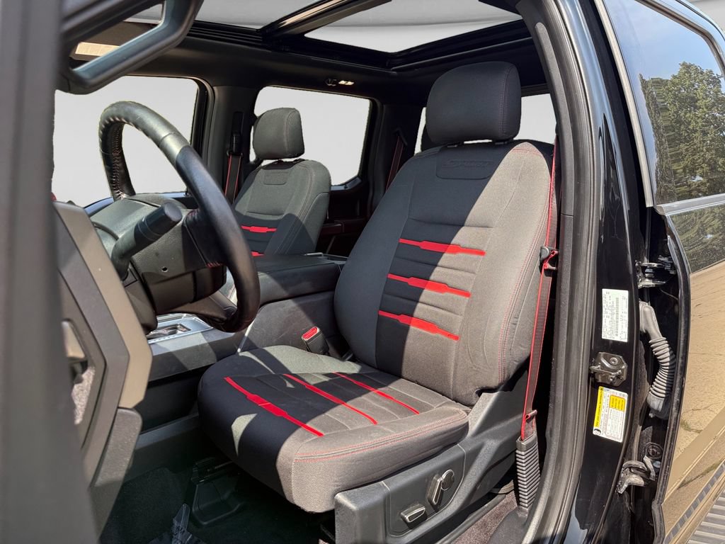 Used 2016 Ford F150 XLT w/ Equipment Group 302A Luxury AWD/4WD image 21
