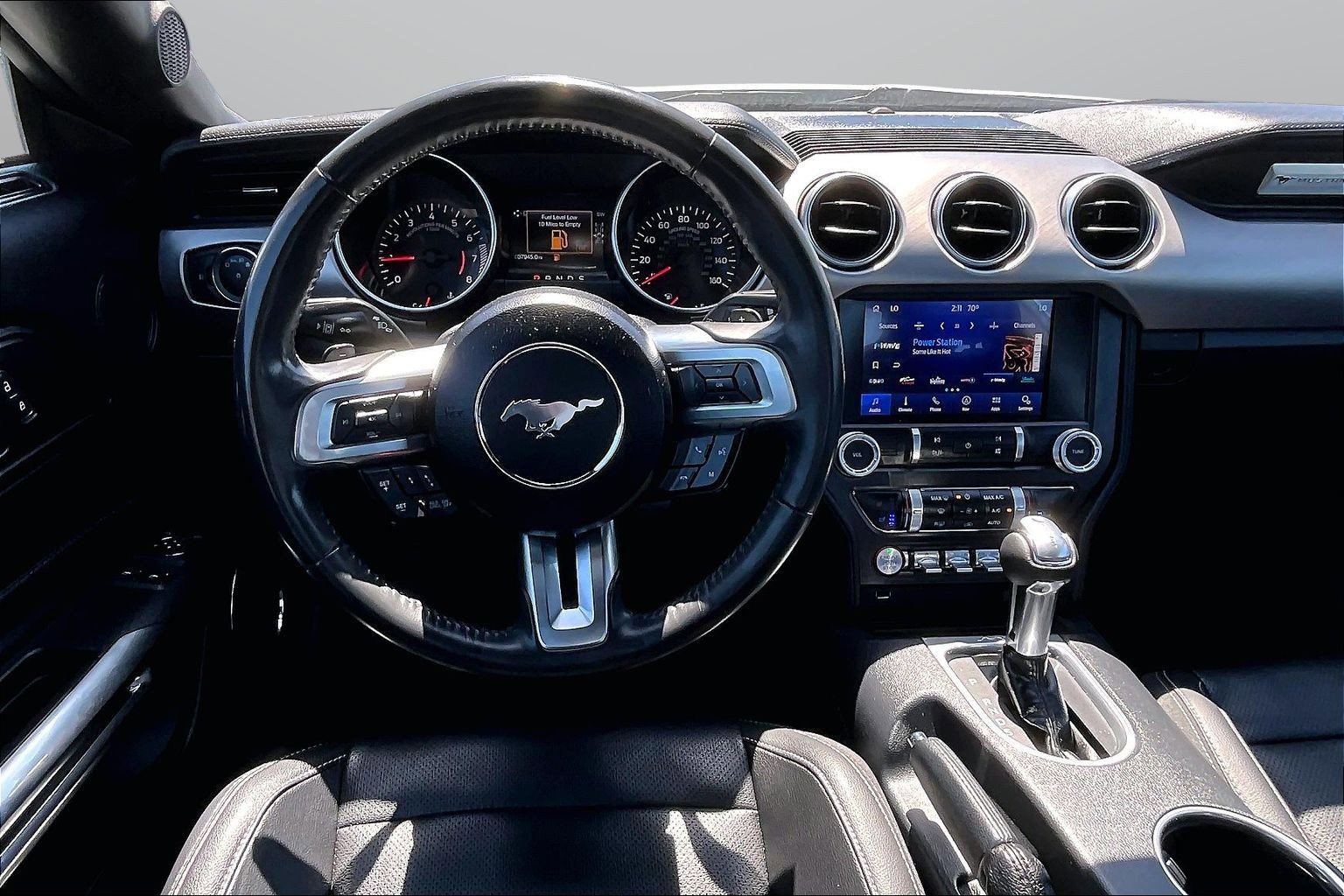 Used 2021 Ford Mustang Premium w/ Ford Safe & Smart Package RWD image 5