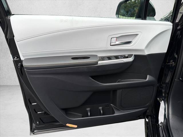 New 2026 Toyota Sienna XSE FWD image 10